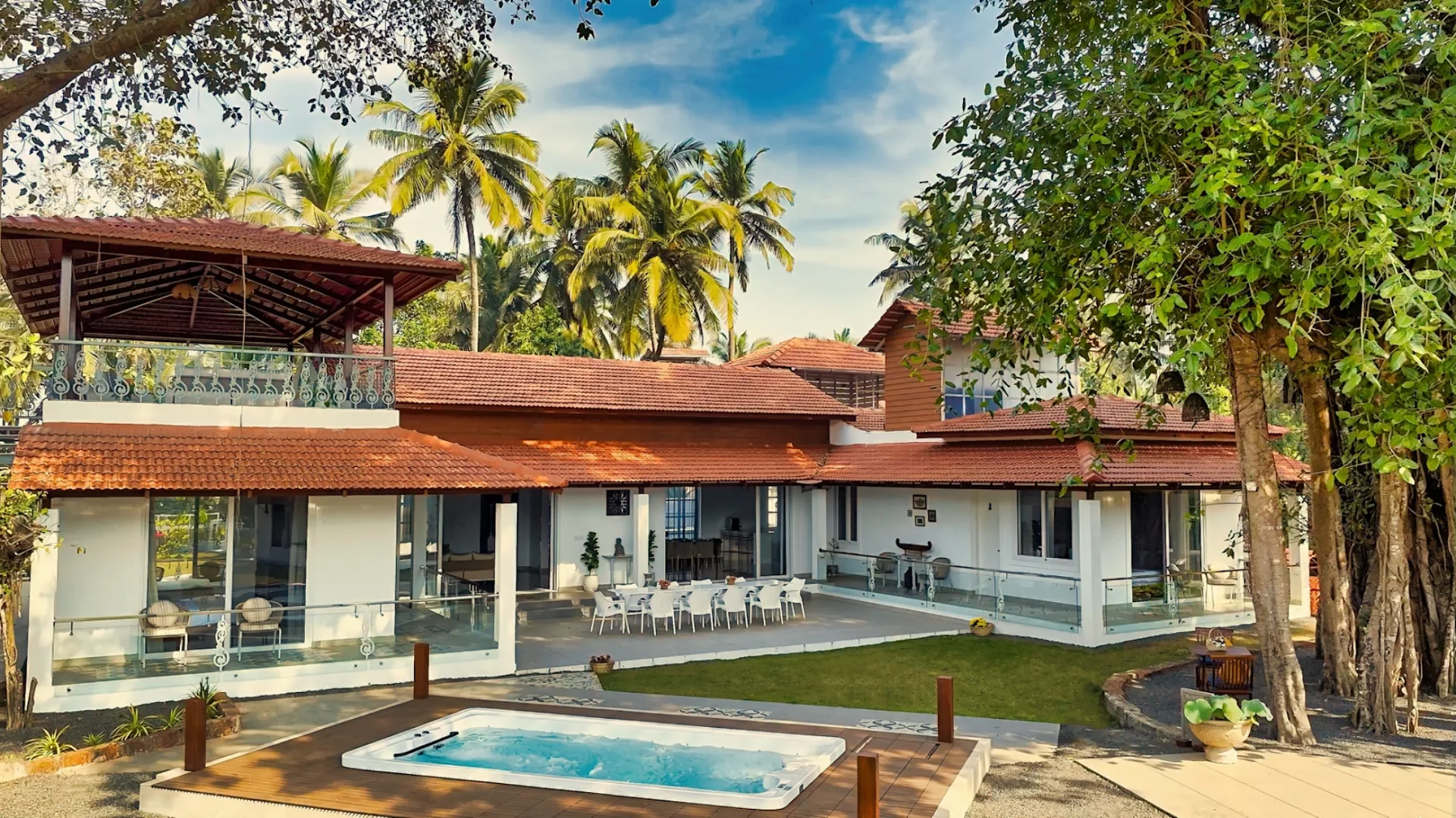 The Lamp House, Utorda Beach | Luxury Villa South Goa