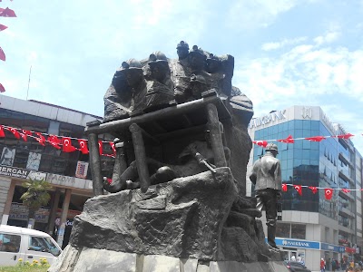 Madenci Anıtı