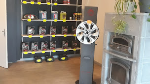 Photo n°8 de Garage de la feuillie à La Feuillie (Garage automobile)