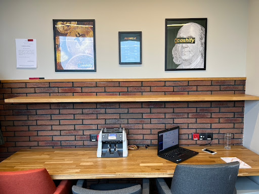 Kantor Kryptowalut - Wymiana Krypto - Cashify Warszawa
