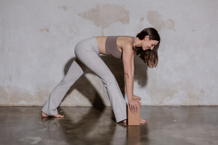 Vinyasa Yoga für Frauen | flow.with.carmen