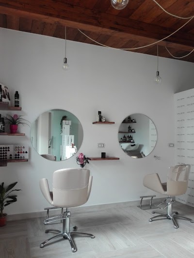 LUISA SCHETTINI HAIR STUDIO