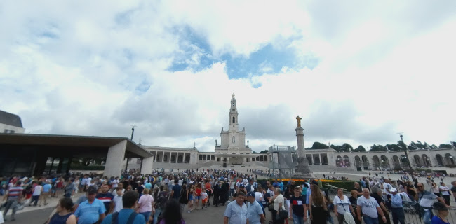 Igreja Matriz de Fátima / Paróquia de Fátima e dos Pastorinhos - Igreja