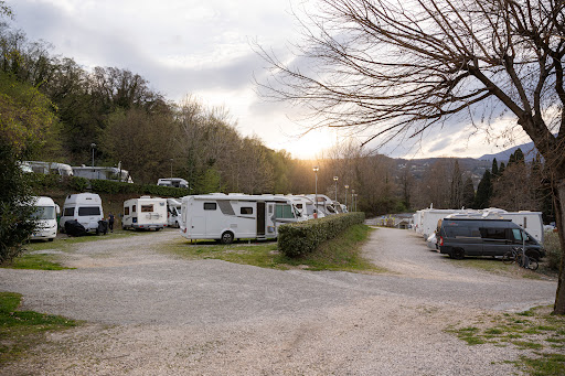 Area equipped camper Paradise