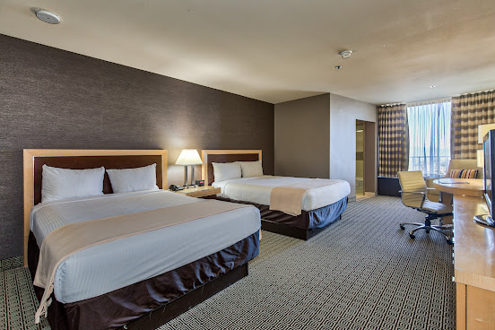 Plaza Hotel & Casino by null