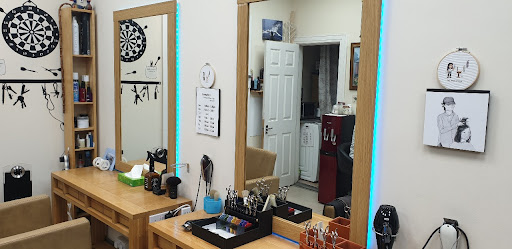 East Molesey Barbers - Thumbnail