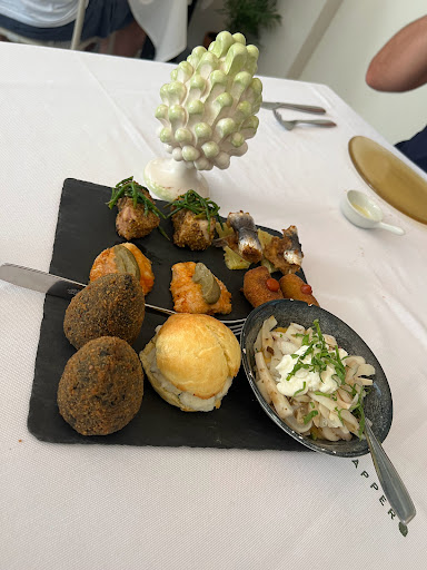 Cappero Bistrot Gallery - Italy