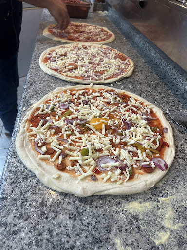 Photo 3 - Pizza Rapido SM