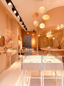 YAY - Bijoux de Mode - Abbesses - Paris