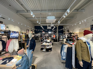Photo n°3 de Levi's Store Claye Souilly à Claye-Souilly (Magasin de vêtements)