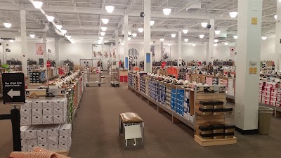 DSW Designer Shoe Warehouse