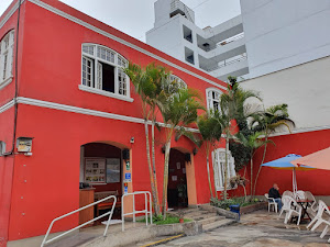 Hitchhikers Lima Hostel 7