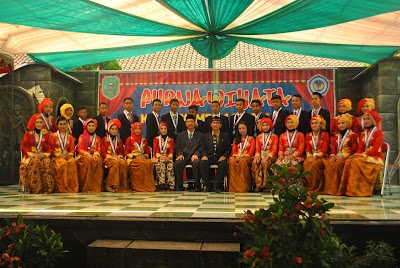 Photos of SMP Negeri 1 Pogalan
