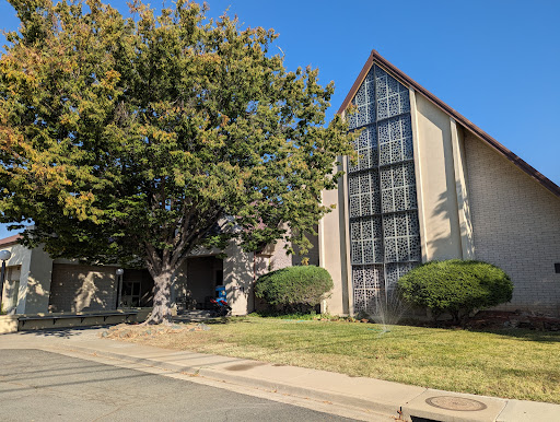 Foothills Chapel Logo
