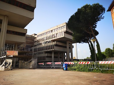 Succursale Fermi (ex Istituto Geometri) - ITTS "Silvano Fedi - Enrico Fermi"