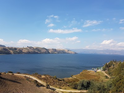 Photos of Lake Tota