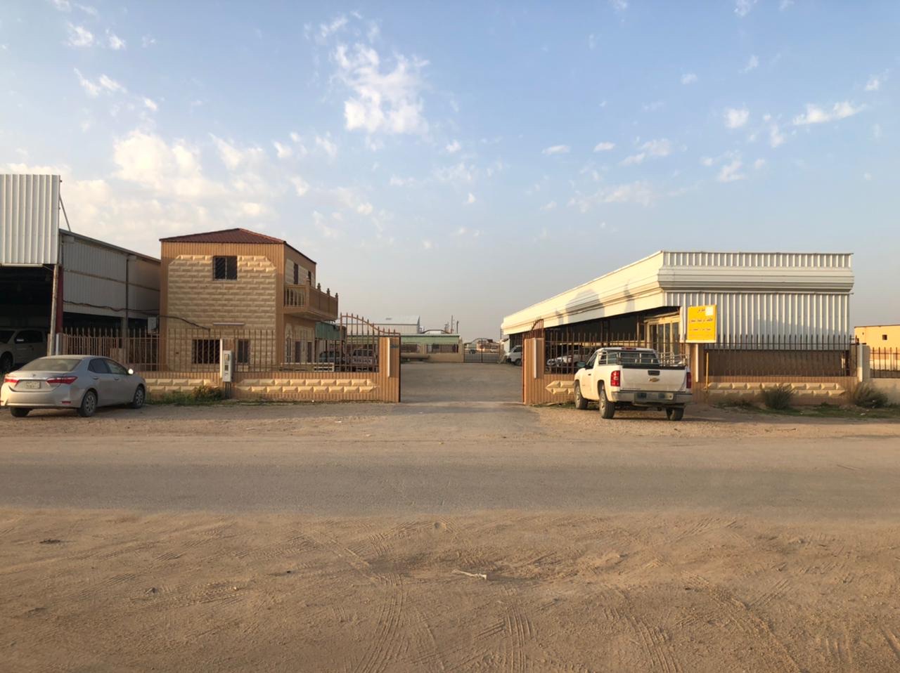 معرض محمد ابراهيم الشمري للسيارات - صورة 2