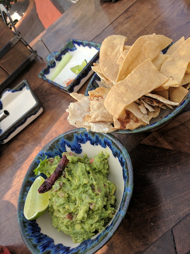 Luna Tapas Bar