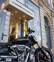 Photo n°3 de La Barbière de Versailles à Versailles (Service de remplacement capillaire)