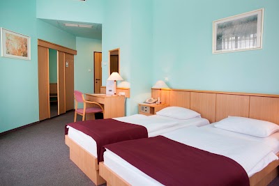 Photos of City Hotel Pilvax ***