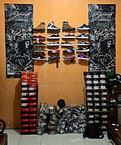 Photos of Yokick Clothing