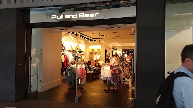 Pull And Bear