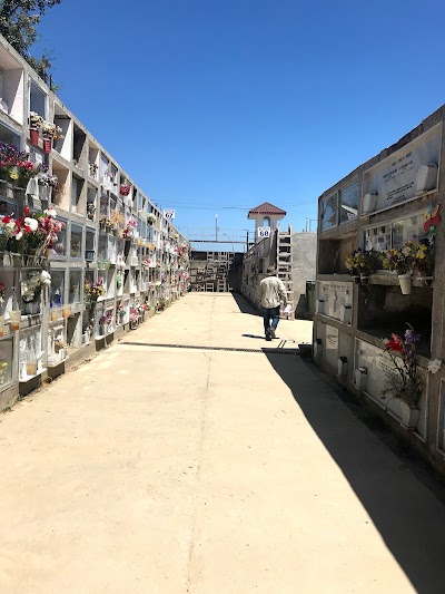 Photos of Cementerio Cat&oacute;lico De Quilpu&eacute;