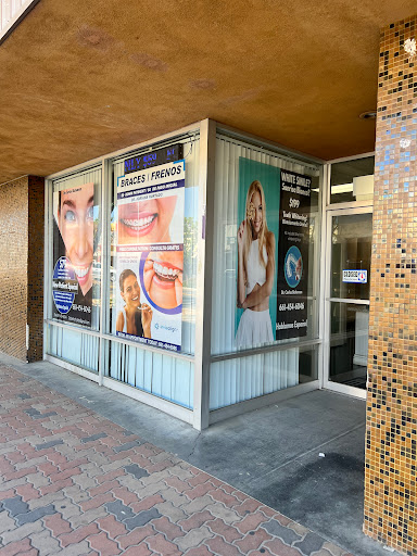 Carlos Bahamon DDS Gallery - United States