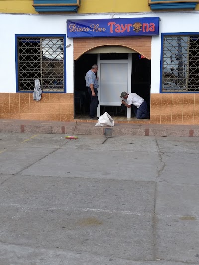 bar
