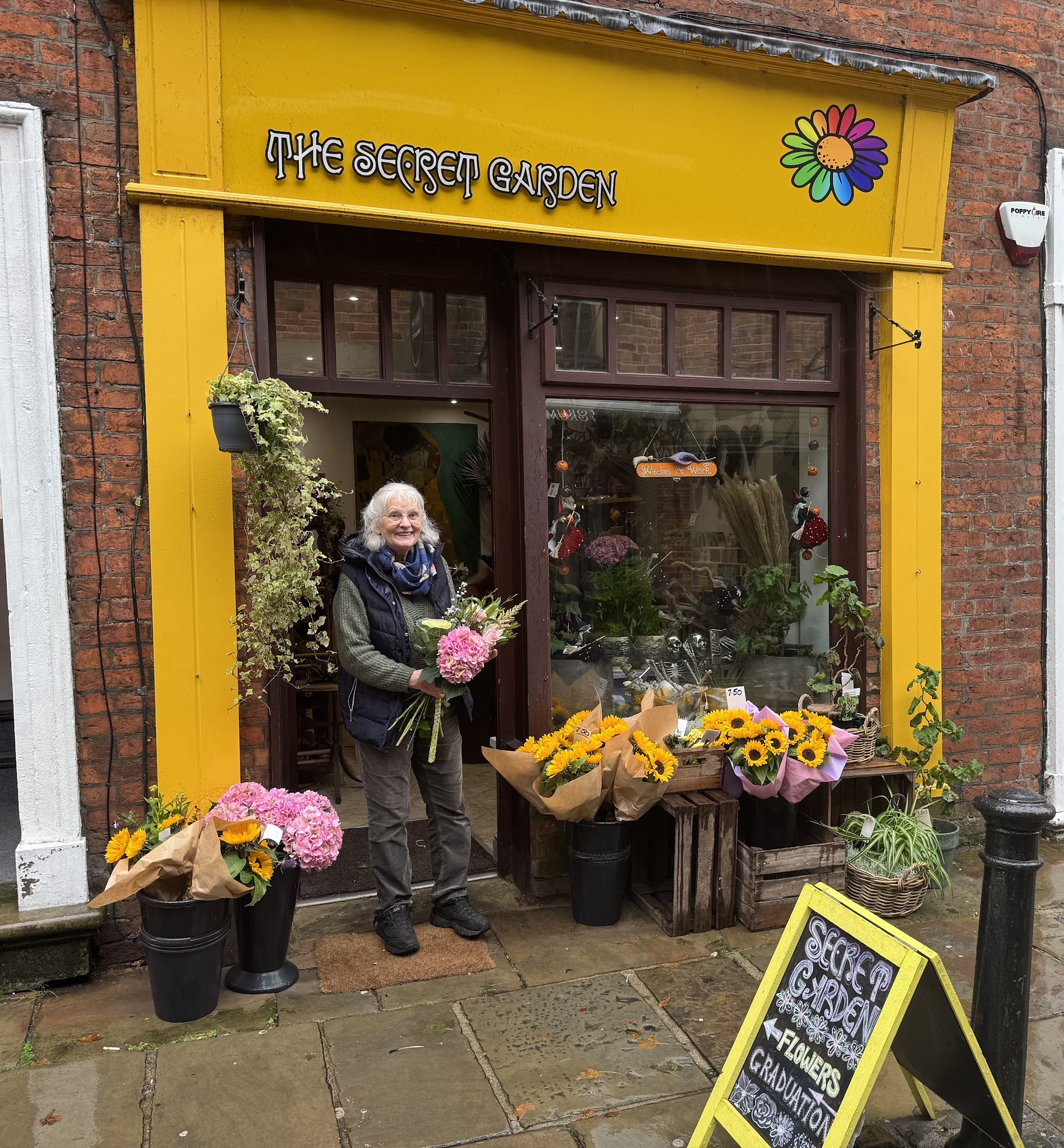 The Secret Garden Flower Shop - Florists - photo 1
