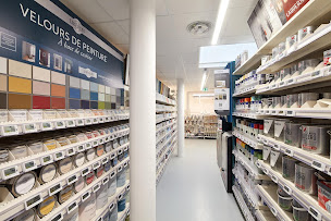 Photo n°2 de Mr.Bricolage Versailles à Versailles (Magasin d'outillage)