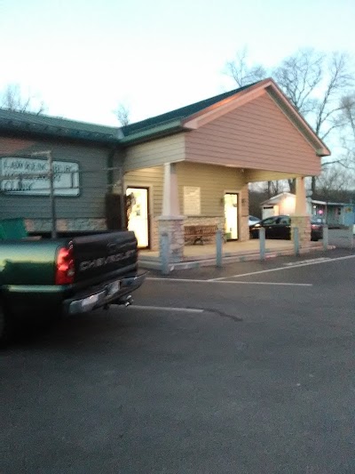 Lawrenceburg Veterinary Clinic