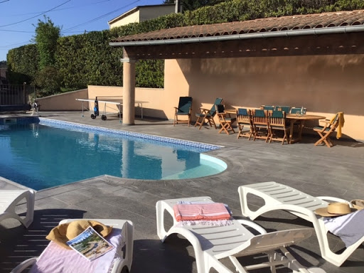 Photo de La Villa du Saule, Piscine, Pétanque, Vue, Barbecue, Four à Pizza, Détente, Thermes de Vals les Bains, Pont d’Arc à Ucel (07200)