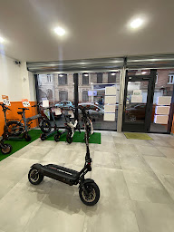 Photo n°20 de Top Mobilité Vente & Réparation de Trottinettes Électriques à Lille (Magasin de vélos électriques)