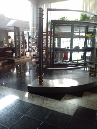 Photos of Mercantil Le&oacute;n SRL