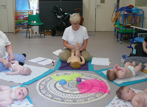 Roots & Blossoms Baby Massage