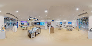 Photo n°13 de Boutique SFR Ormesson Sur Marne Pince Vent à Ormesson-sur-Marne (Opérateur téléphonique)