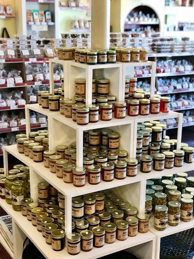 Red Rooster Country Store Gallery - United States