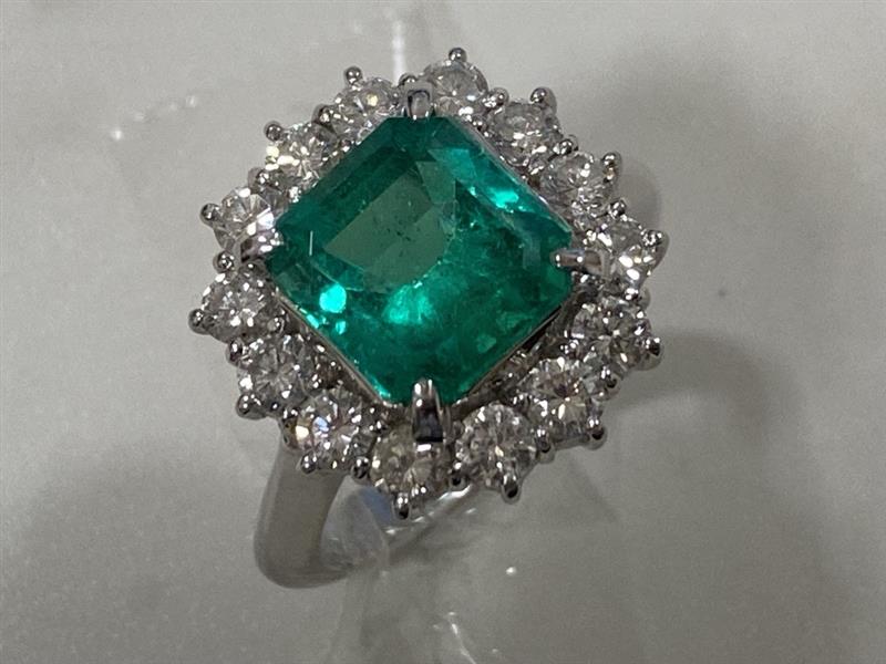 売るナビ マルナカ木太店