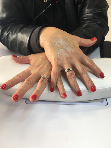 Bianca Beauty Nails - Thumbnail
