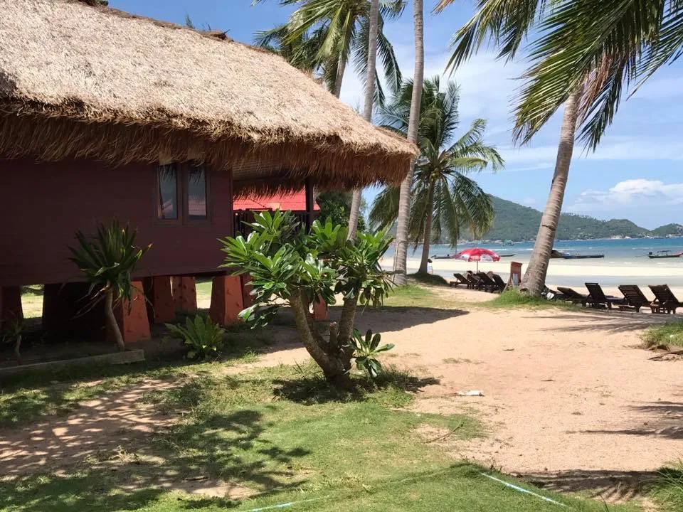 Bow Thong Resort
