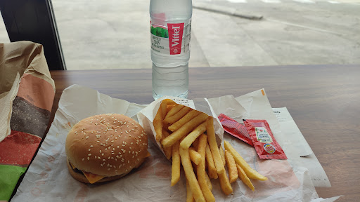 Photo 7 - Burger King