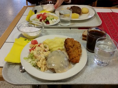 Photos of H&auml;rk&auml;pakari