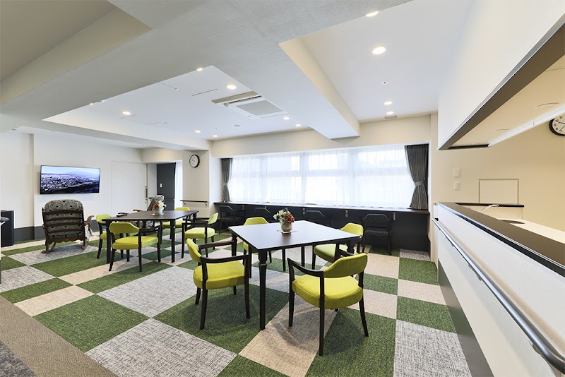 プレザングラン岡本