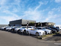 ＬＥＸＵＳ中古車専門店 スクエア本店