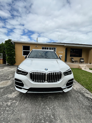 SIXT Rent a Car Miami Coral Gables Miracle Mkt - Thumbnail