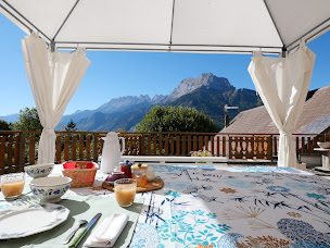 Photo n°3 de Au Vallon d'Auguste à Aspres-lès-Corps (Chambre d'hôtes)