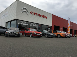 Photo n°24 de Garage Simonneau Talmont à Talmont-Saint-Hilaire (Vendeur de voitures d'occasion)