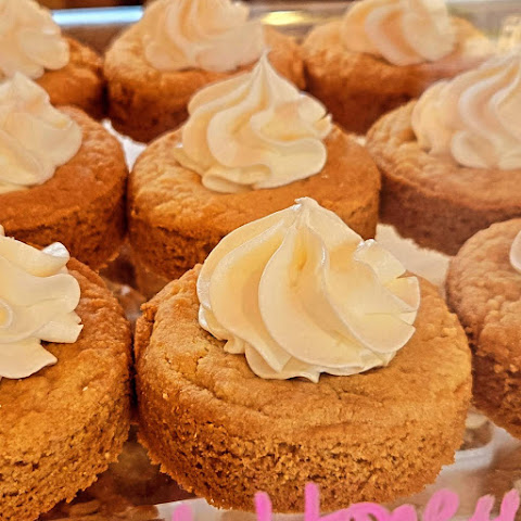 Sprinkles Bakeshop & Cafe by null