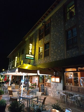 Hotel Avenida by null